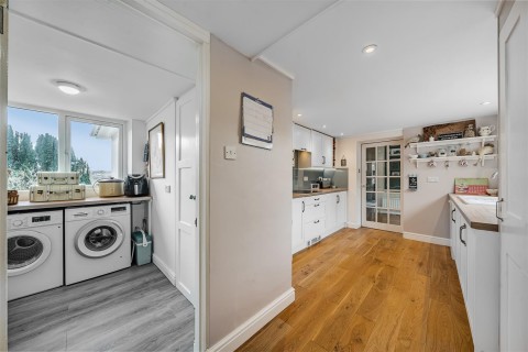 Click the photo for more details of Dunheved Road, Launceston