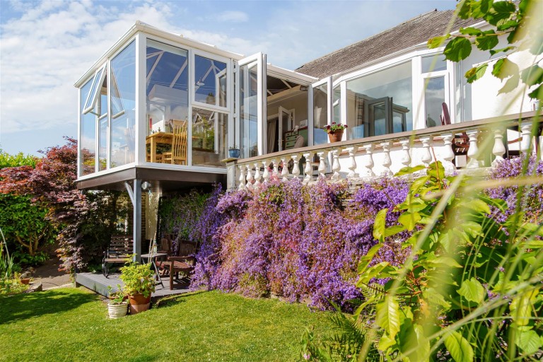 Images for Dunheved Road, Launceston