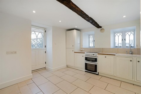 Click the photo for more details of Stow on the Wold, Gloucestershire