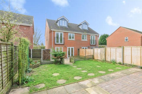 Click the photo for more details of The Croft, Measham, DE12