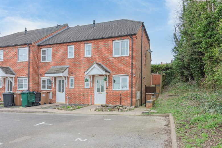 Click the photo for more details of Summer Fields Drive, Midway, DE11