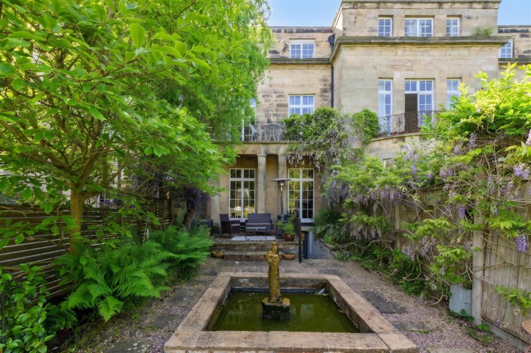Images for Rawdon Terrace, Ashby-De-La-Zouch, LE65