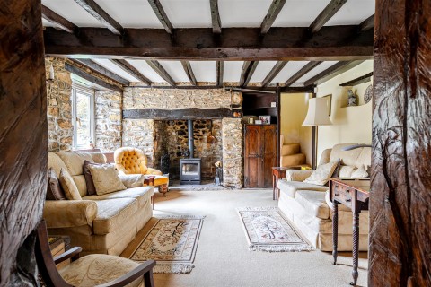 Click the photo for more details of Kilmington, Axminster