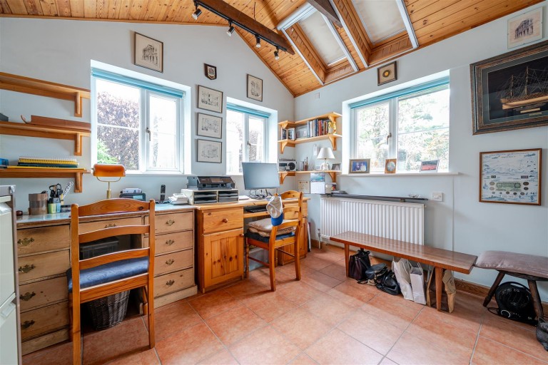 Images for Kilmington, Axminster