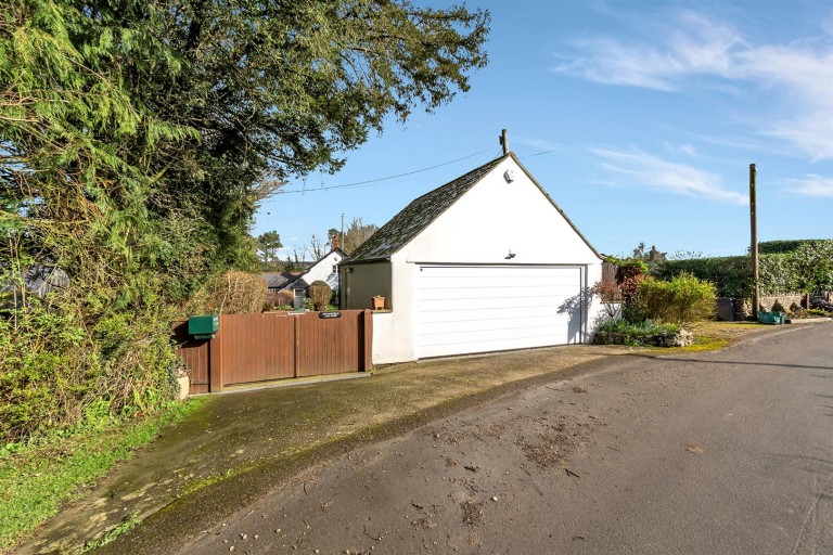 Images for Kilmington, Axminster