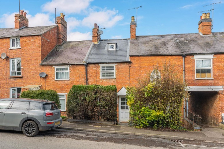 Click the photo for more details of Broughton Road, Banbury