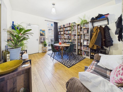 Click the photo for more details of Brookhouse Avenue, South Highfields, Leicester