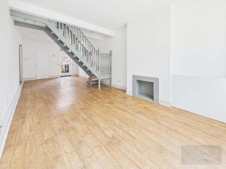 Images for Brookhouse Avenue, South Highfields, Leicester