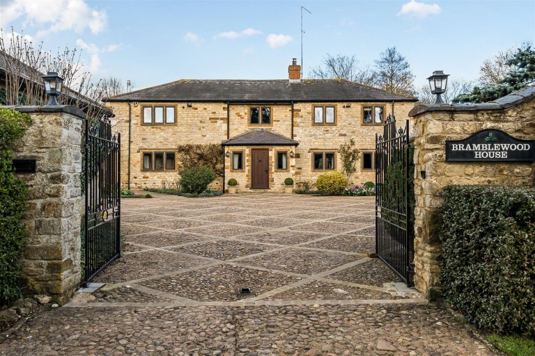 Images for Spring Lane, Alderton, NN12