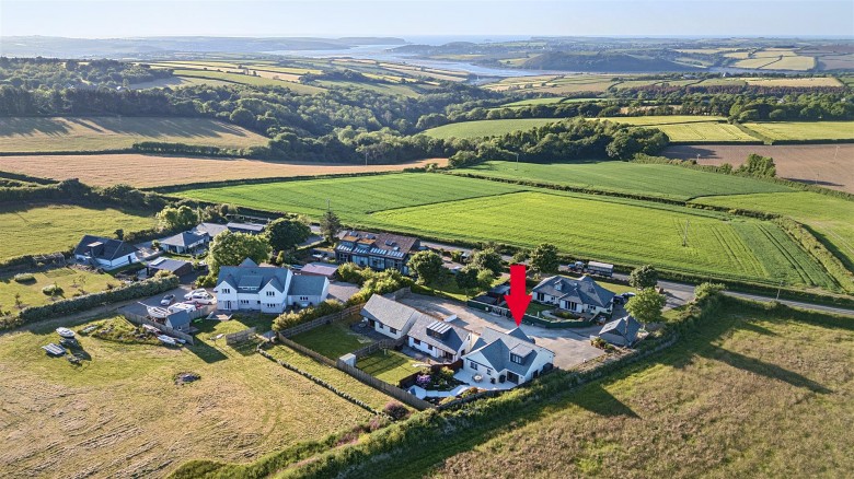 Click the photo for more details of St. Breock, Wadebridge