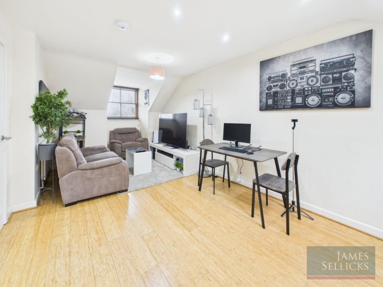 Images for Sykefield Avenue, West End, Leicester