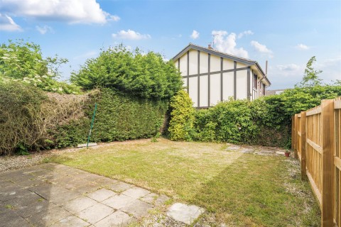 Click the photo for more details of Elm Avenue, Ashby-De-La-Zouch. LE65