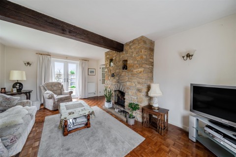 Click the photo for more details of Neals Lane, Chetnole, Dorset