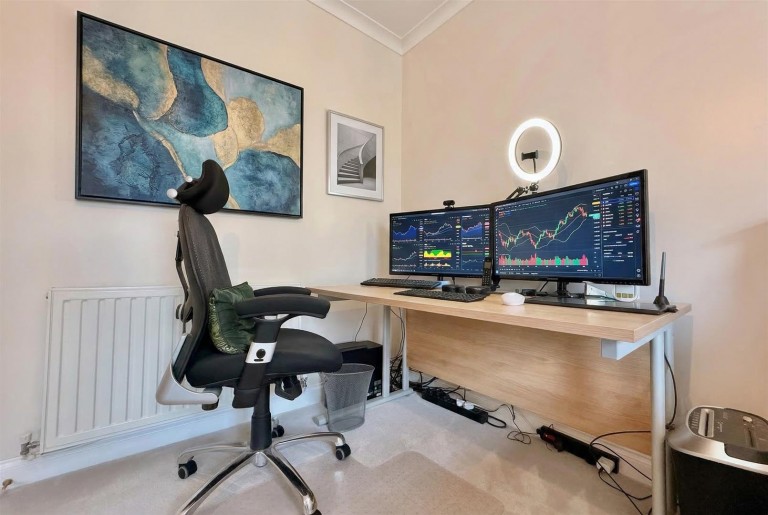 Images for Lincoln Road, Carlton Scroop