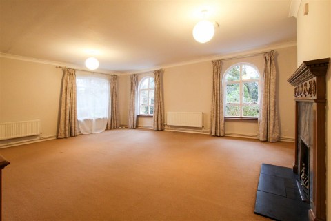 Click the photo for more details of Mingle Lane, Great Shelford