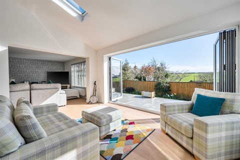 Click the photo for more details of Cheriton Bishop, Exeter