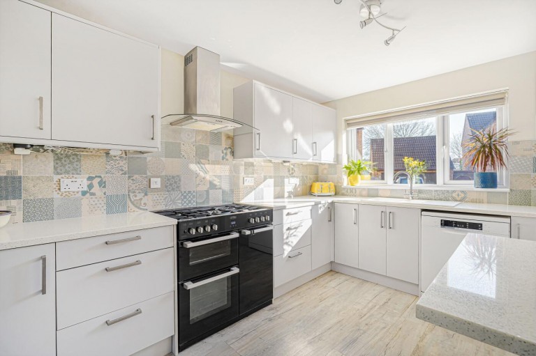 Images for Whitecroft Gardens, Woodford Halse, NN11