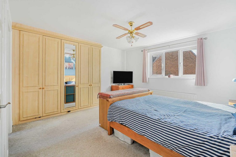 Images for Whitecroft Gardens, Woodford Halse, NN11