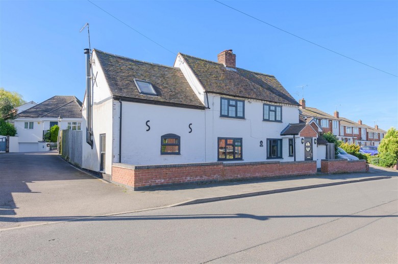 Click the photo for more details of Common Lane, Polesworth, B78