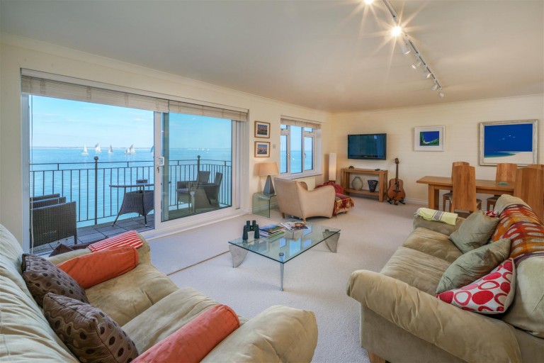 Images for Cowes, Isle Of Wight