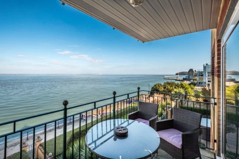 Click the photo for more details of Cowes, Isle Of Wight