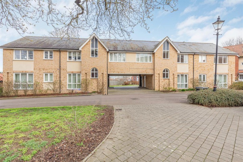 Click the photo for more details of Abernant Drive, Newmarket