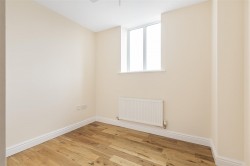 Images for Abernant Drive, Newmarket