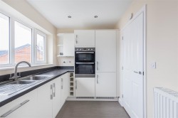 Images for Abernant Drive, Newmarket