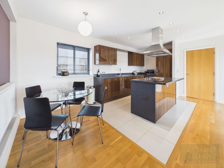 Images for Wallis Court, Knighton Church Road, South Knighton, Leicester