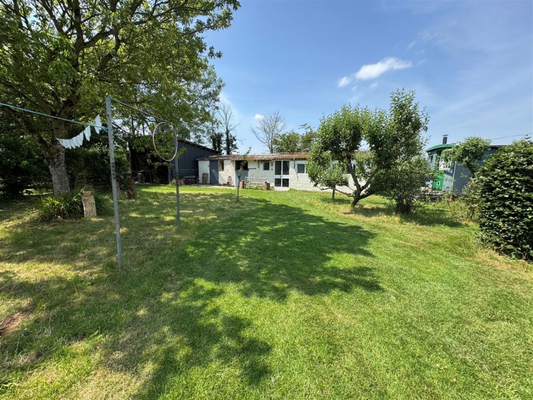 Images for Splatt Lane, Spaxton, Bridgwater