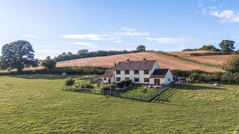 Click the photo for more details of Fluxton, Ottery St Mary