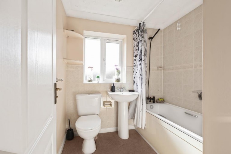 Images for Blackthorn Court, Soham, Ely