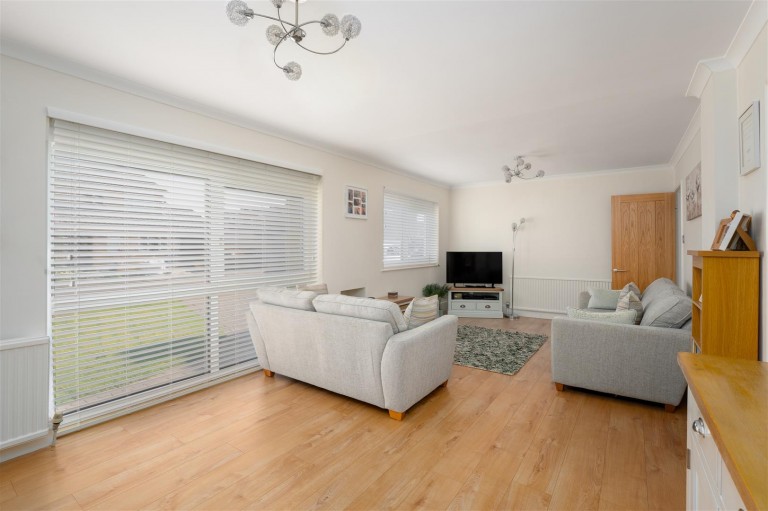 Images for Heathcote Avenue, Banbury