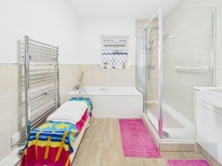 Images for Willowbrook Farm, Cooks Lane, Kilby Bridge, Wigston