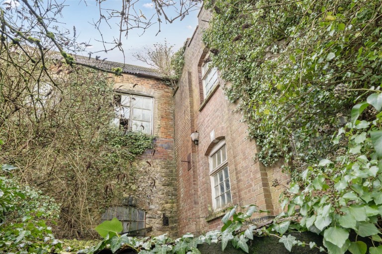 Images for Castle Hill, Axminster