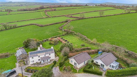 Click the photo for more details of St. Neot, Liskeard