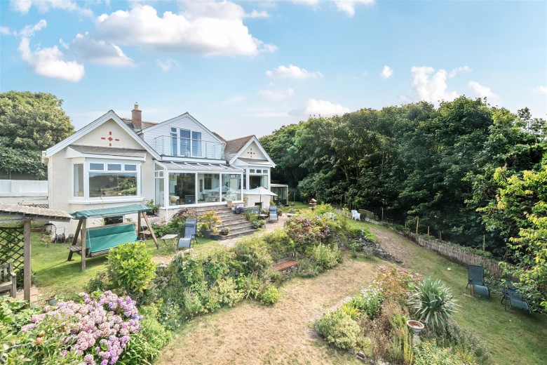 Click the photo for more details of Glenmoor Lane, Mullion, Helston