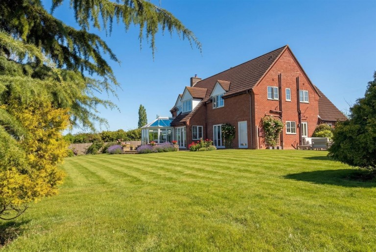 Images for Side Street, Allington, Grantham