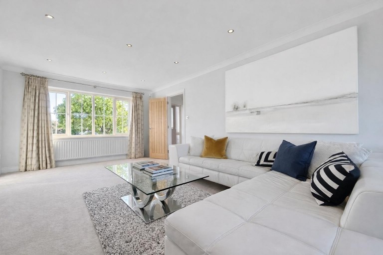 Images for Side Street, Allington, Grantham