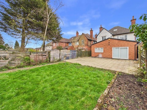 Click the photo for more details of Uppingham Road, Leicester