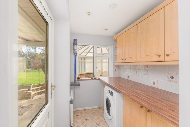 Images for Wesley Drive, Banbury