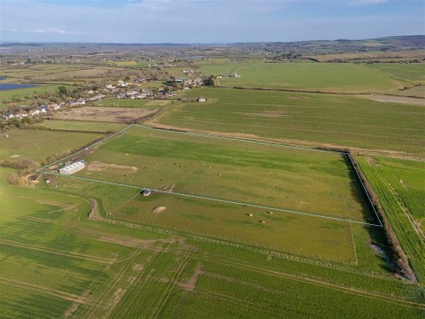 Click the photo for more details of Wellow, Isle of Wight