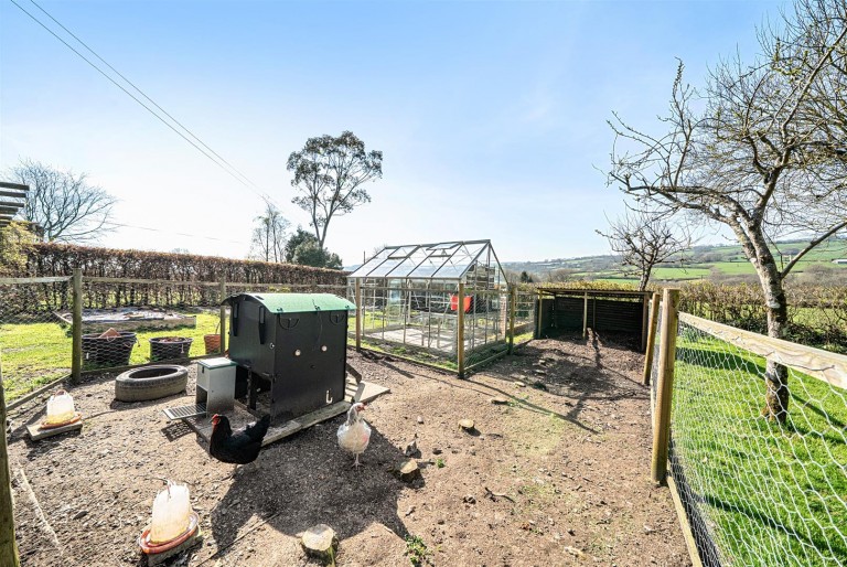 Images for Meanwood, Buckland St Mary, Chard