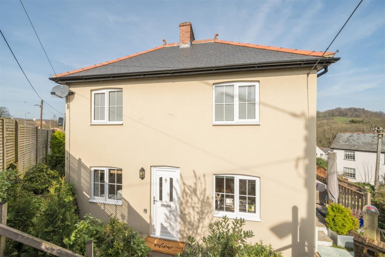 Click the photo for more details of Lyme Road, Uplyme, Lyme Regis