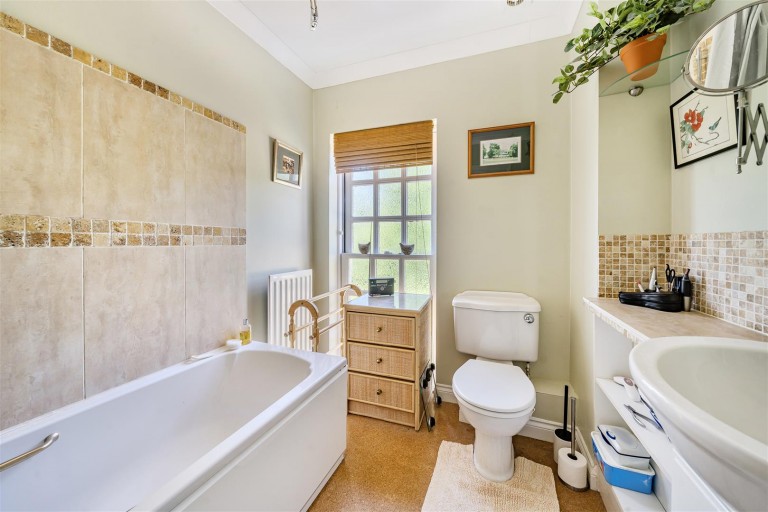 Images for Prispen Drive, Silverton, Exeter