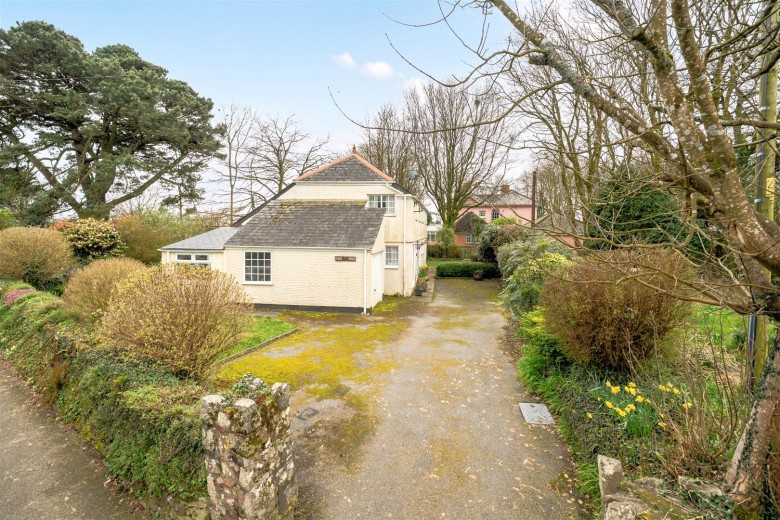 Click the photo for more details of Rectory Road, St. Stephen, St. Austell