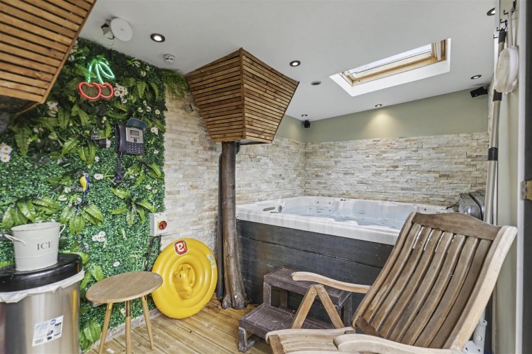 Images for Sampford Road, Thaxted, Dunmow