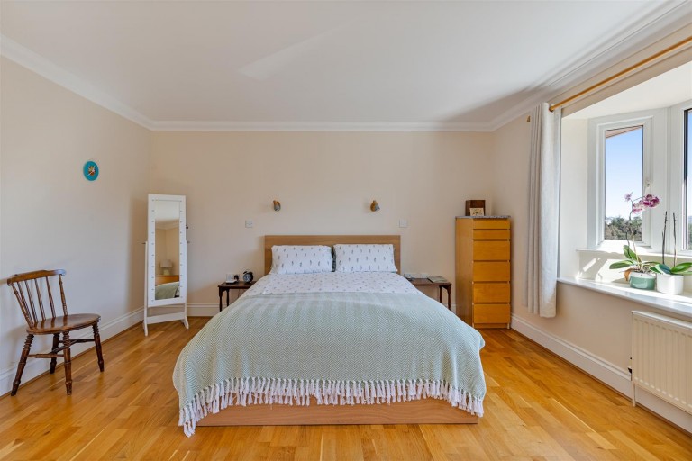 Images for Stoneleigh Drive, Torquay