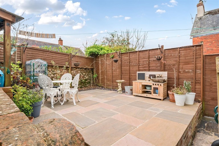 Images for Laburnum Cottage, Wellington