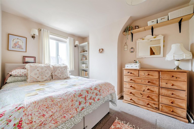 Images for Laburnum Cottage, Wellington